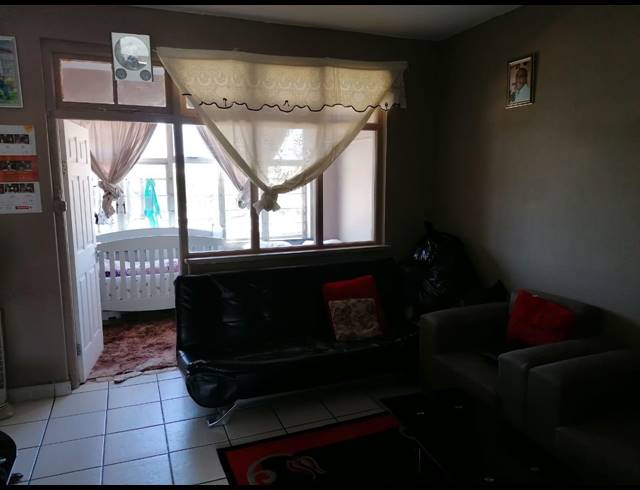 0.5 BEDROOM FLAT SOLD IN BULWER